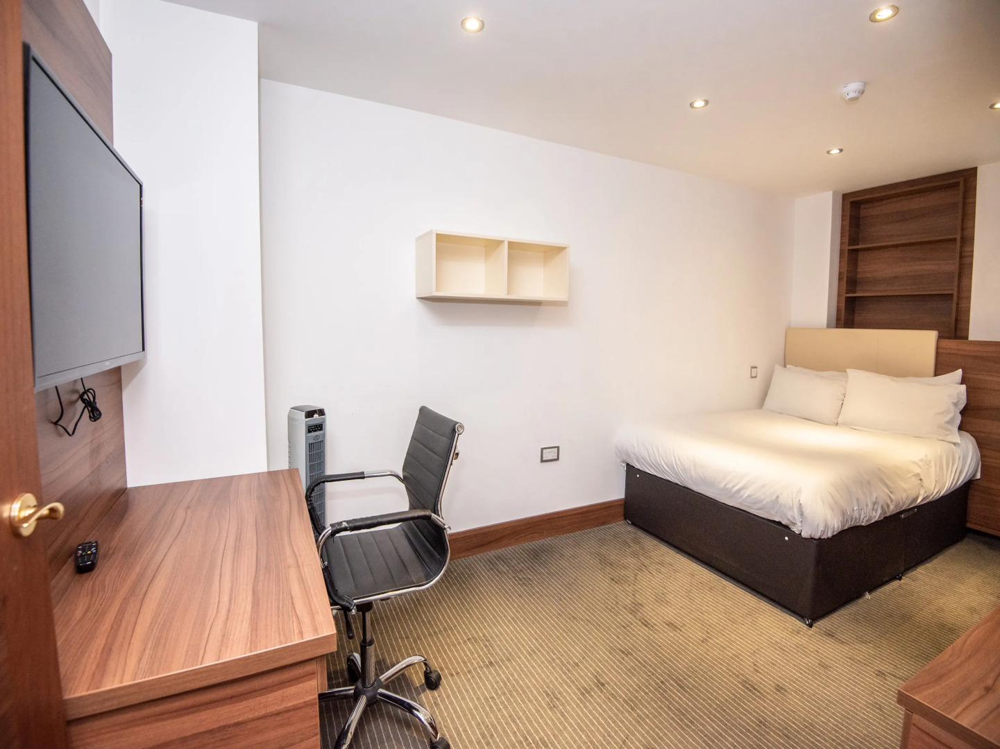 Livin’ Serviced Apartments