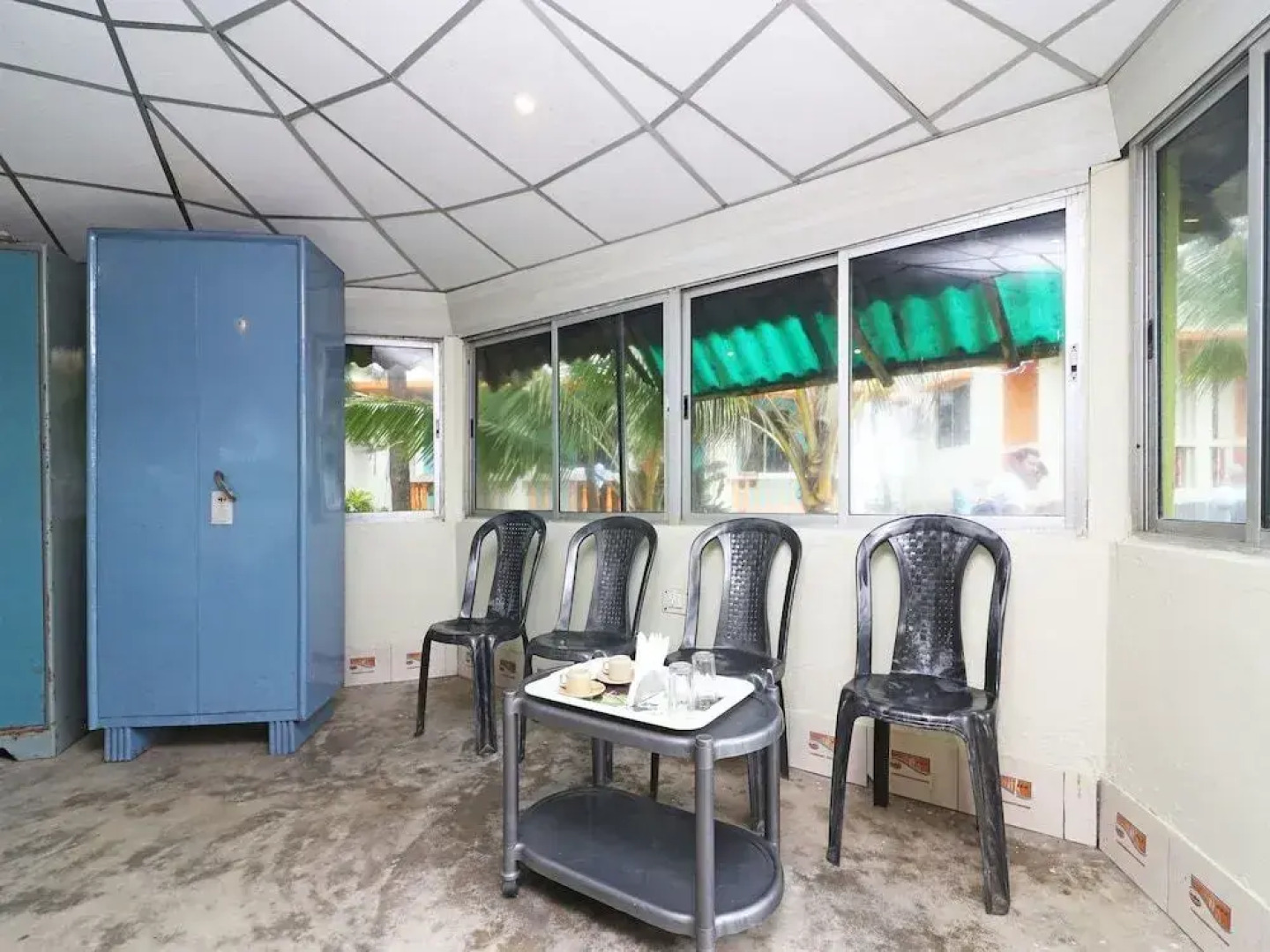 OYO 16101 Samrat Holiday Inn