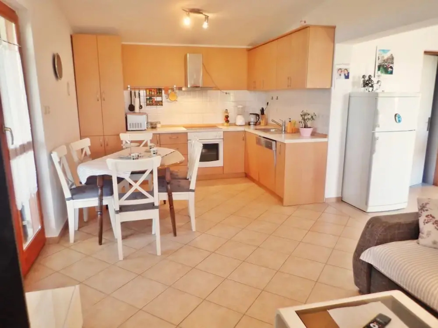 Apartment Boreas-with Panoramic View to the sea and Velebit