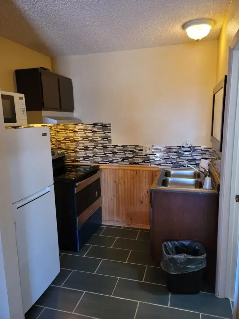 National 9 Inn Tonopah