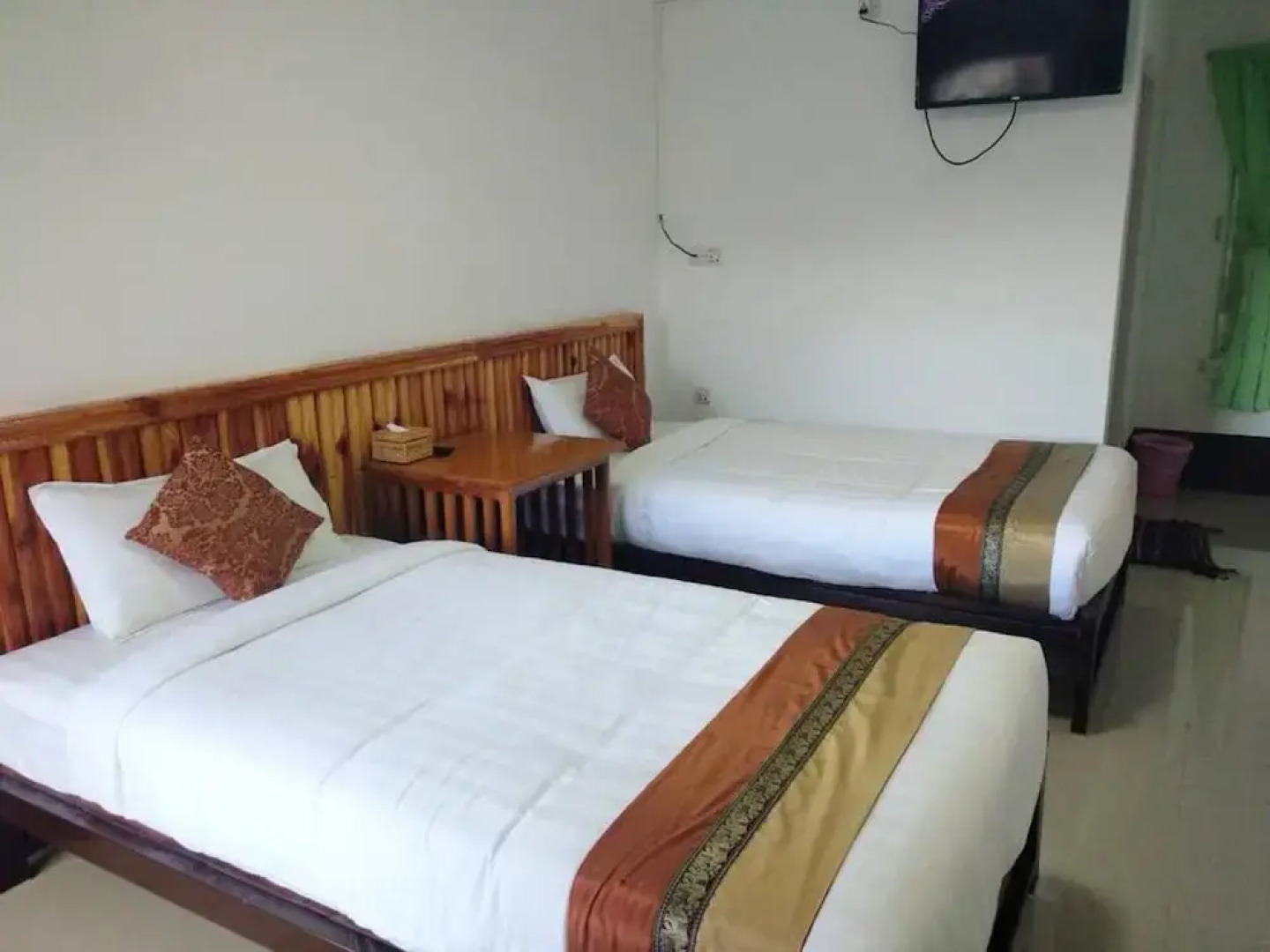 Full Moon Guest House