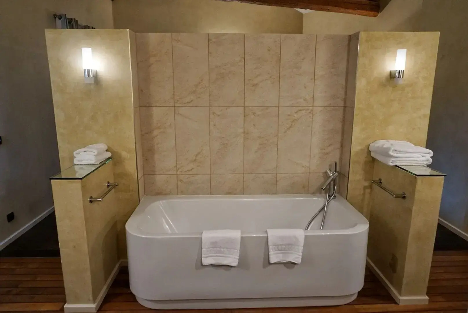 La Maison Chabran - Hôtel Restaurants