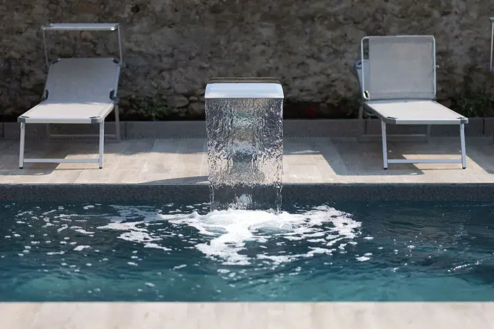 Maji Como Lake apartments