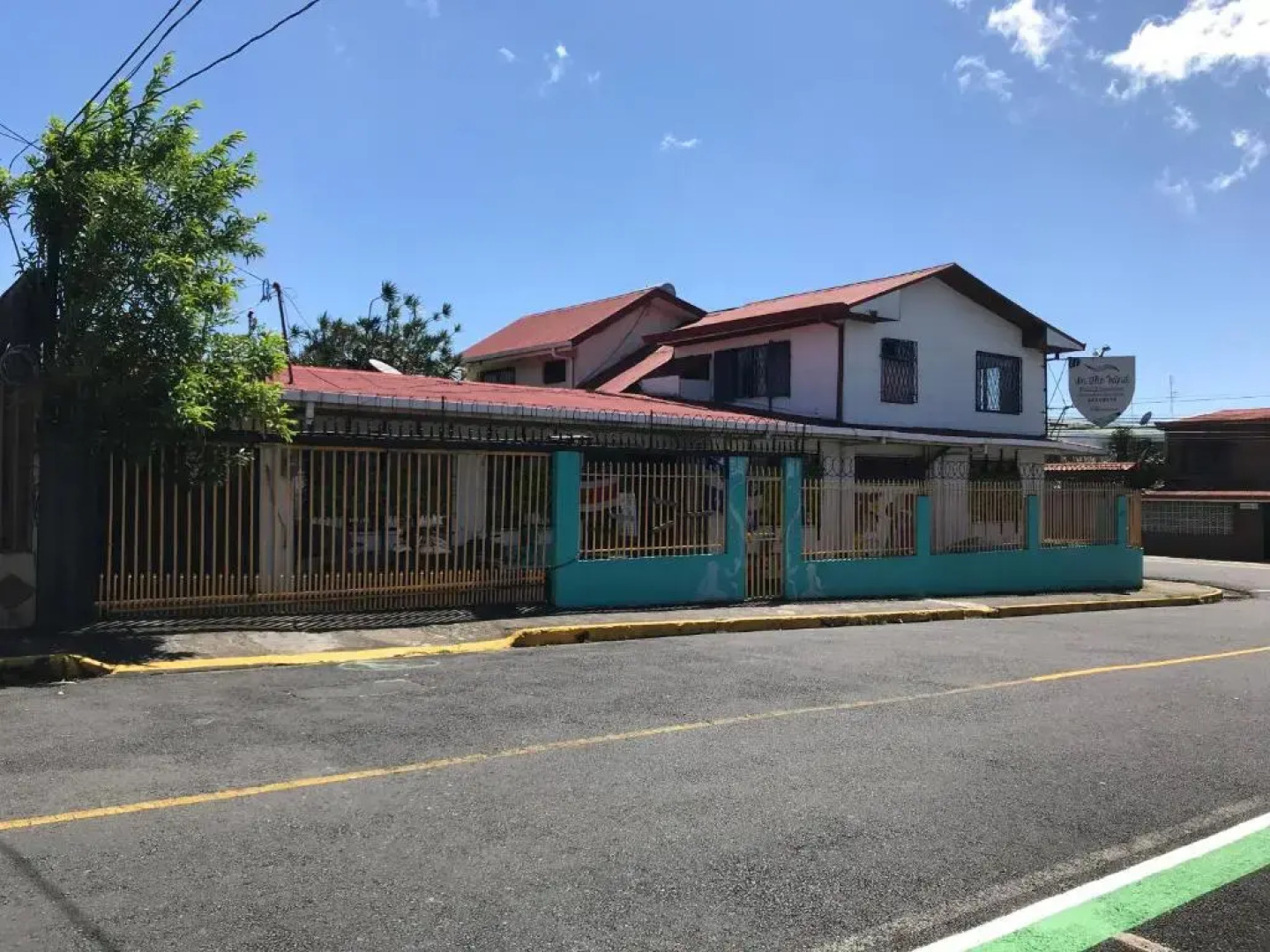 In The Wind Hostel And Guesthouse