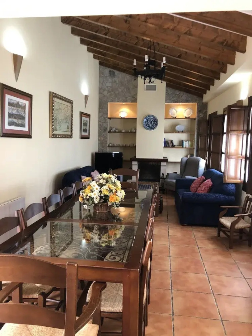 Casas De Tita-Elvira