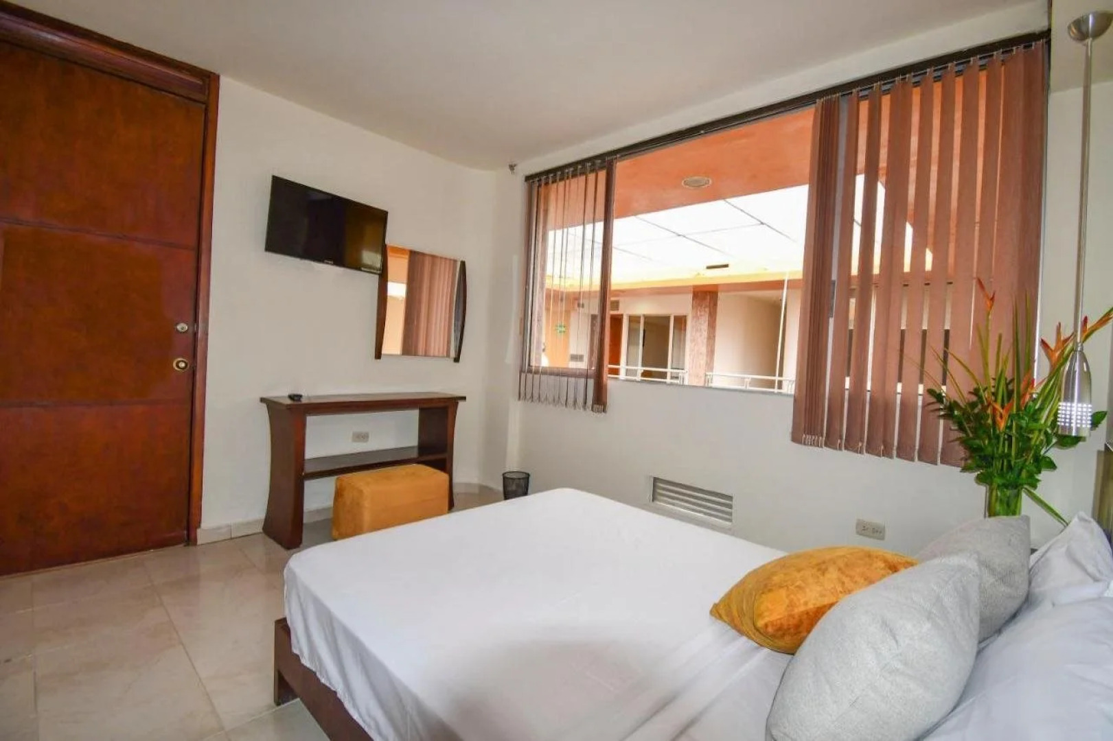 Hotel Mónaco Armenia