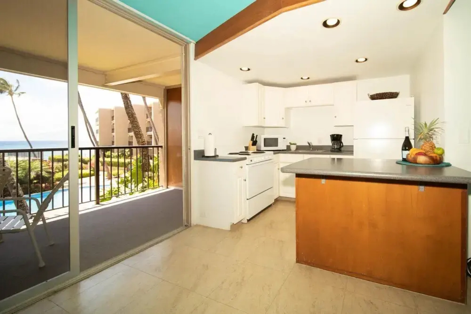 Hale Ono Loa 214 In Lahaina