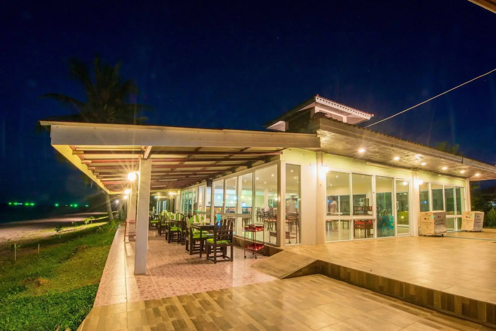 Starlight Beach Resort Chumphon