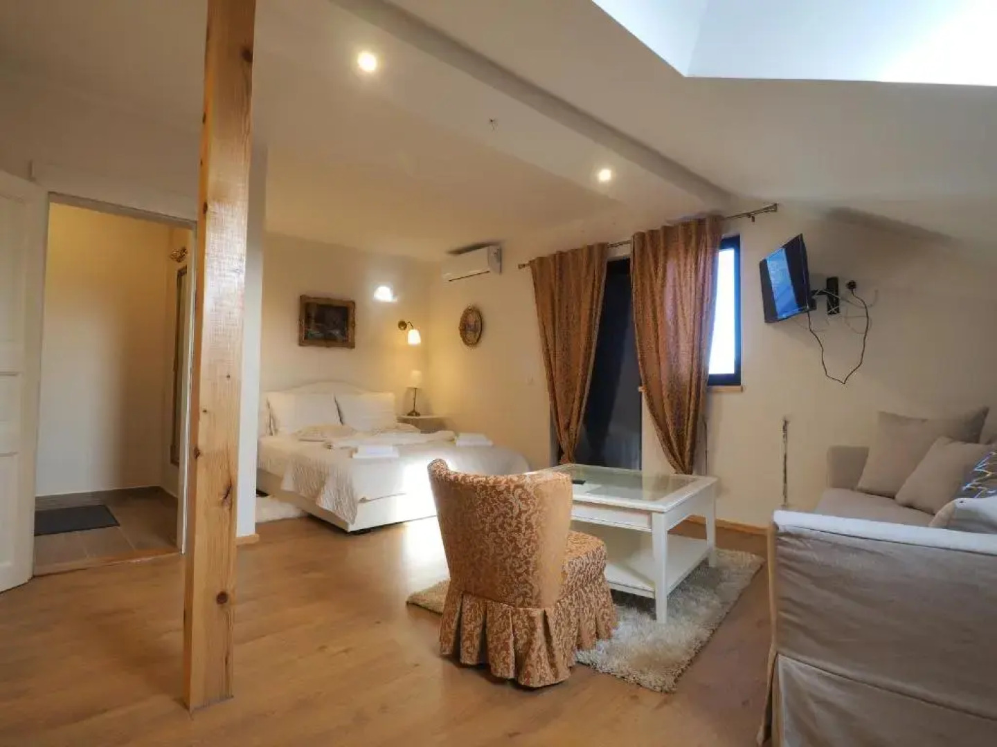 Guest house Sara Latin