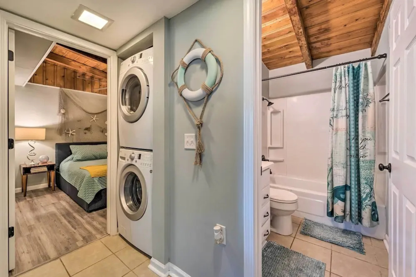 Updated Oak Island Getaway Near Fishing Dock!