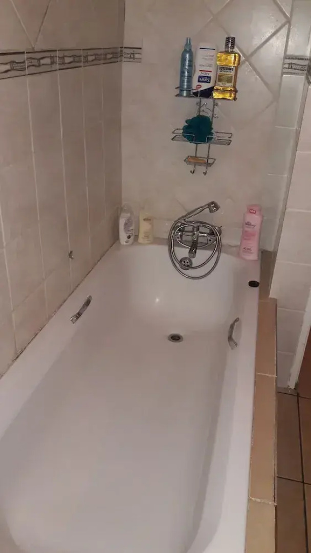 Alimop Lodge Inn Bed and Breakfast