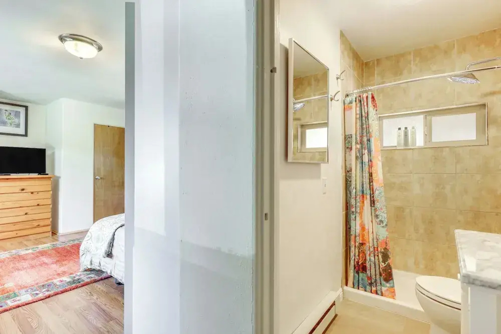 Artsy Studio w/ Patio: 25 Mi to Santa Fe