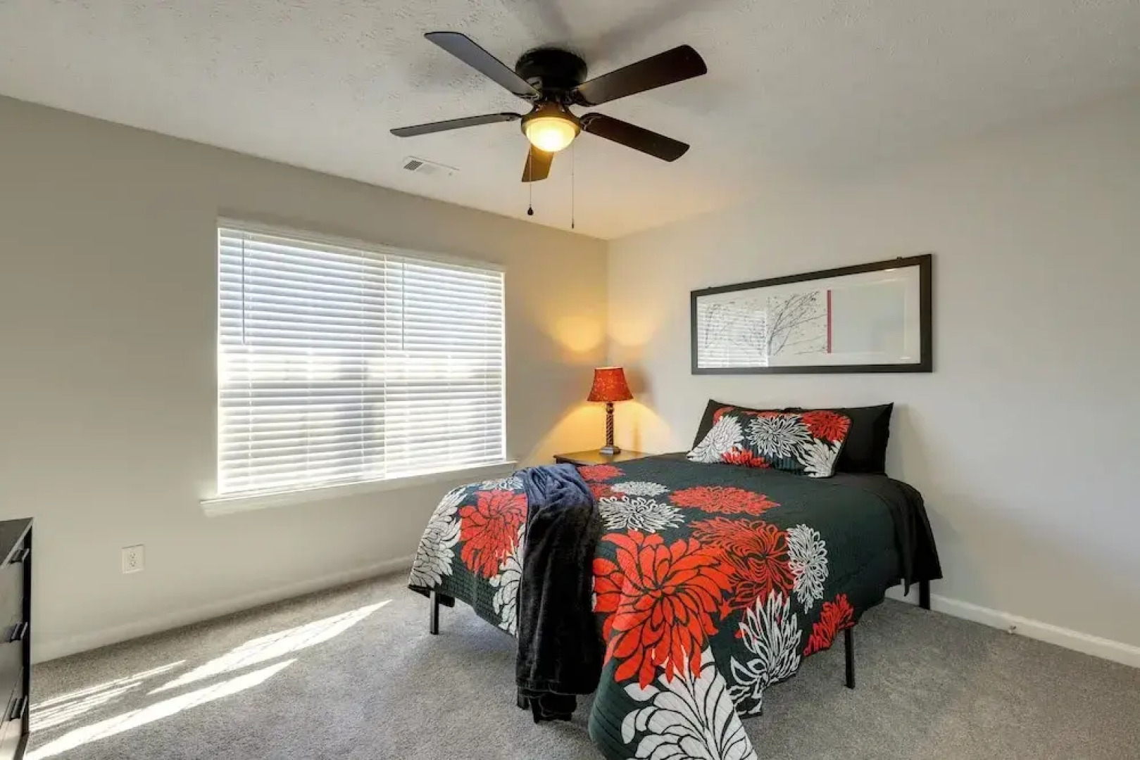 Spacious Georgia Home w/ Deck, Grills & Fireplace!