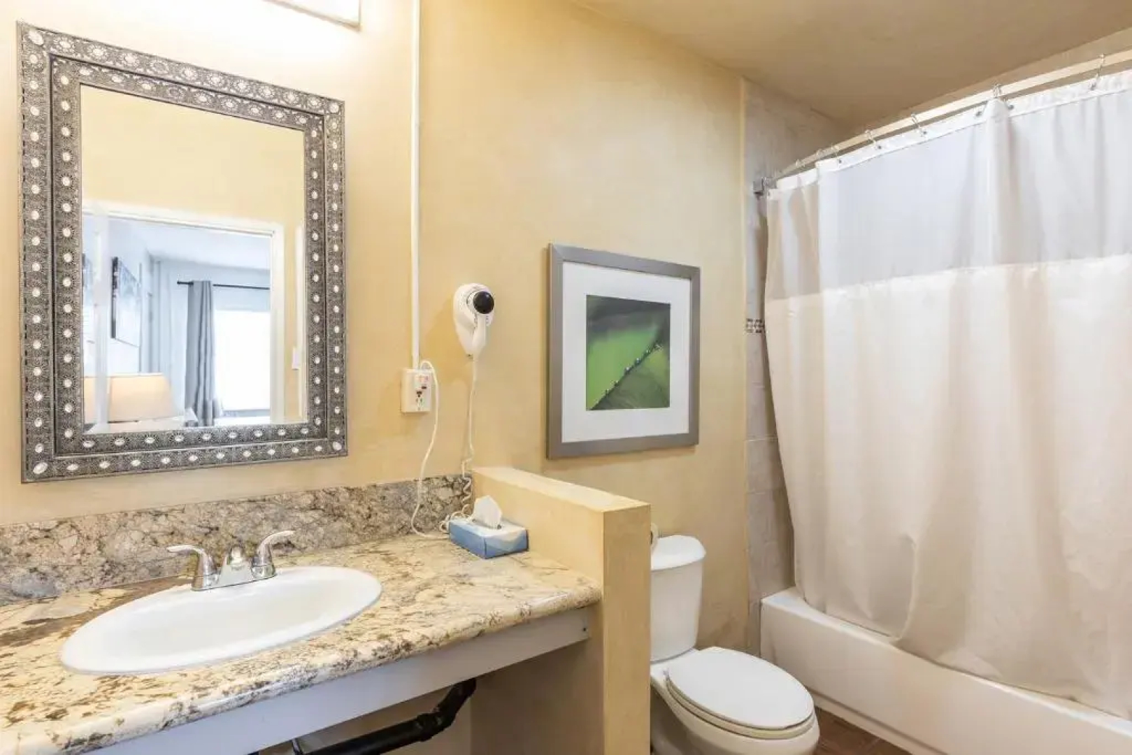 Vineyard Valley Inn