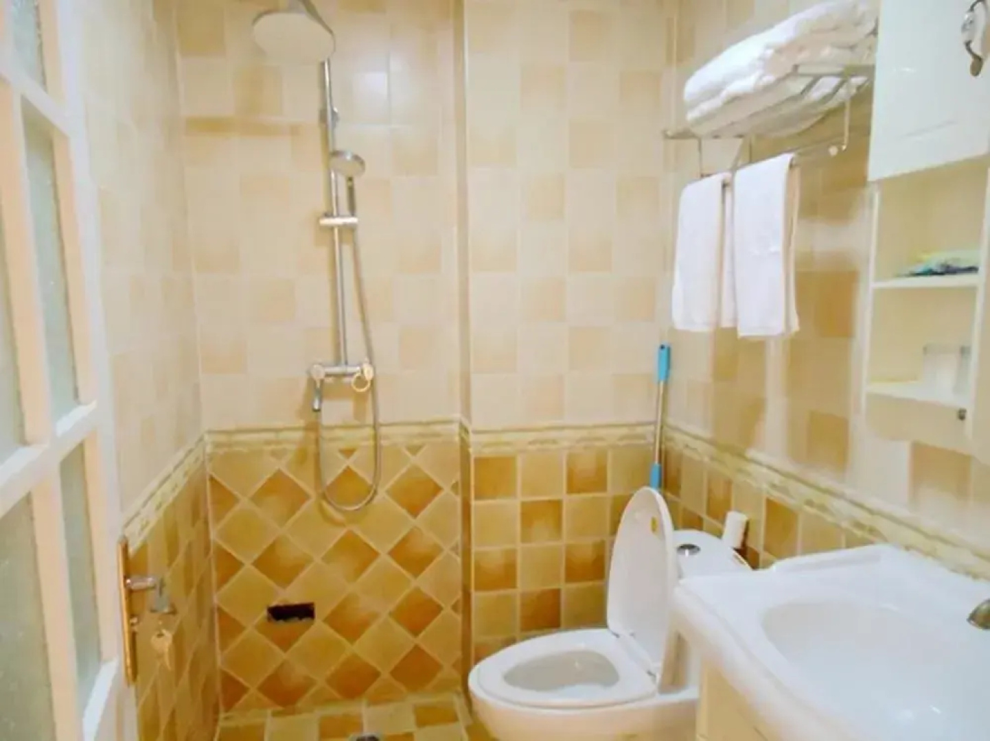 Xi'an Yilian Apartment Hotel