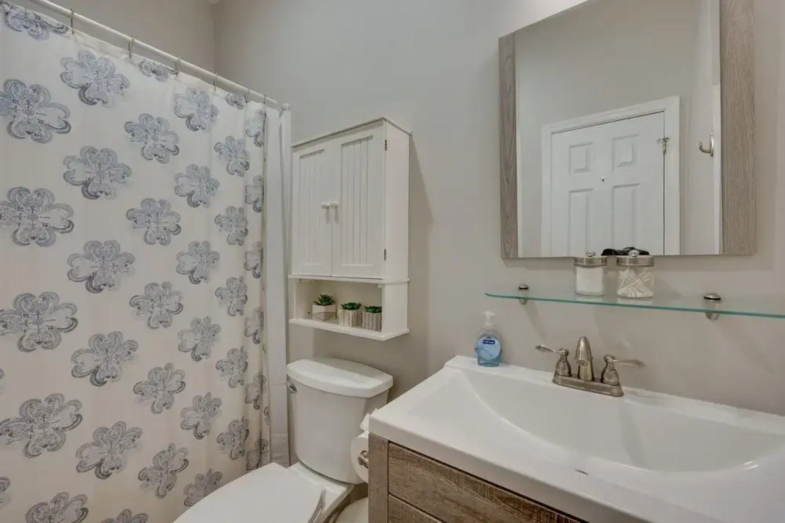 Charming Richmond Retreat Near Riverside Park!