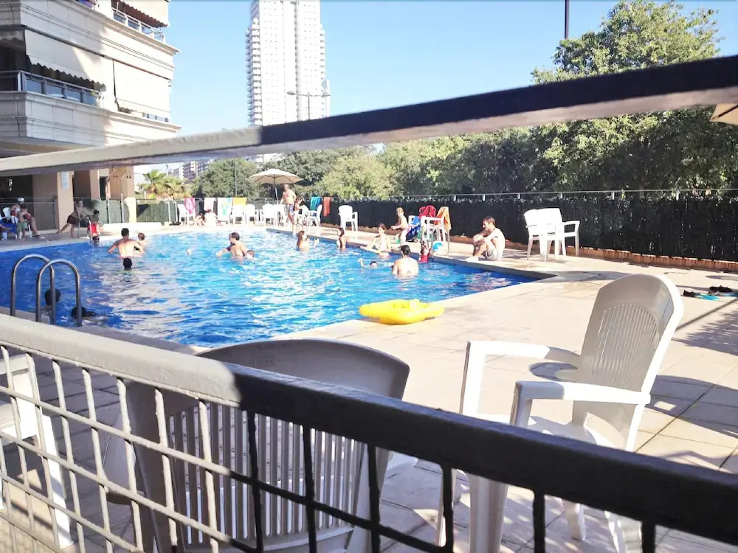 ApartUP Blue Opera View