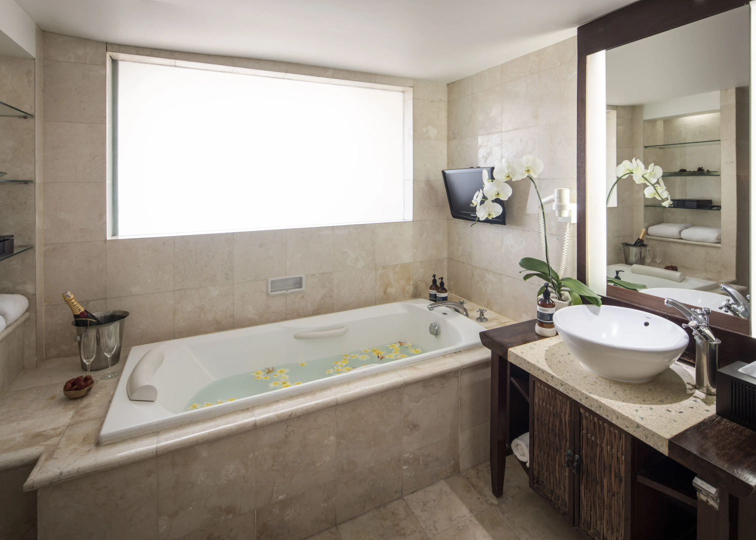 Курорт Ramayana Suites & Resort