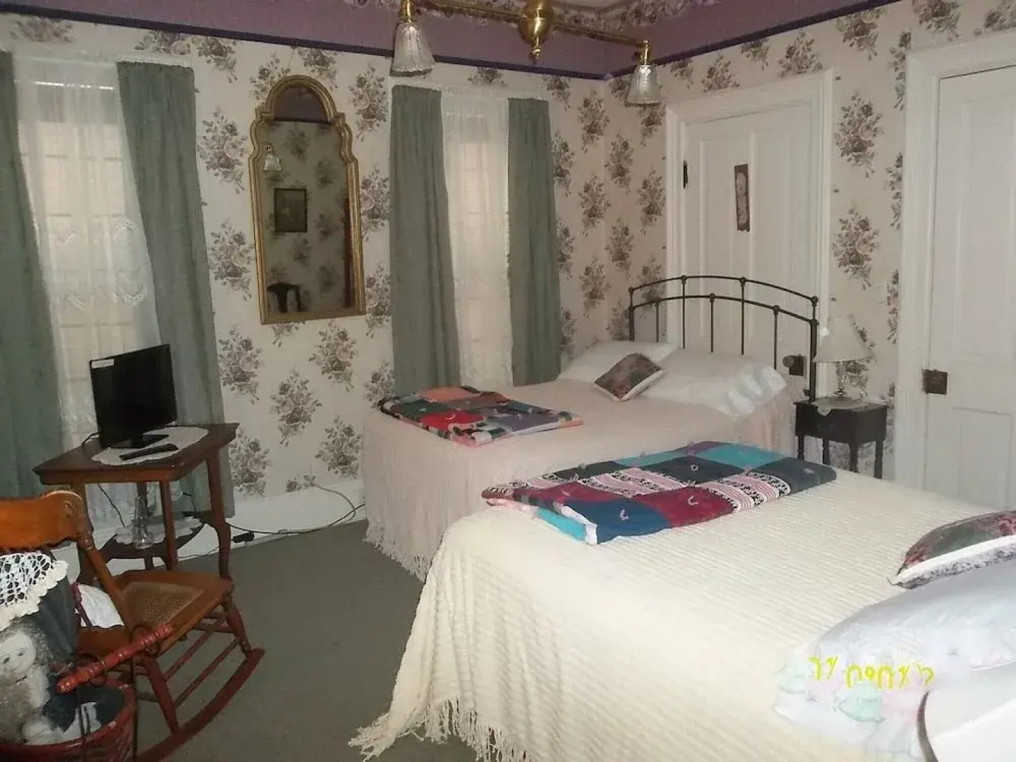 Stauer House Bed and Breakfast