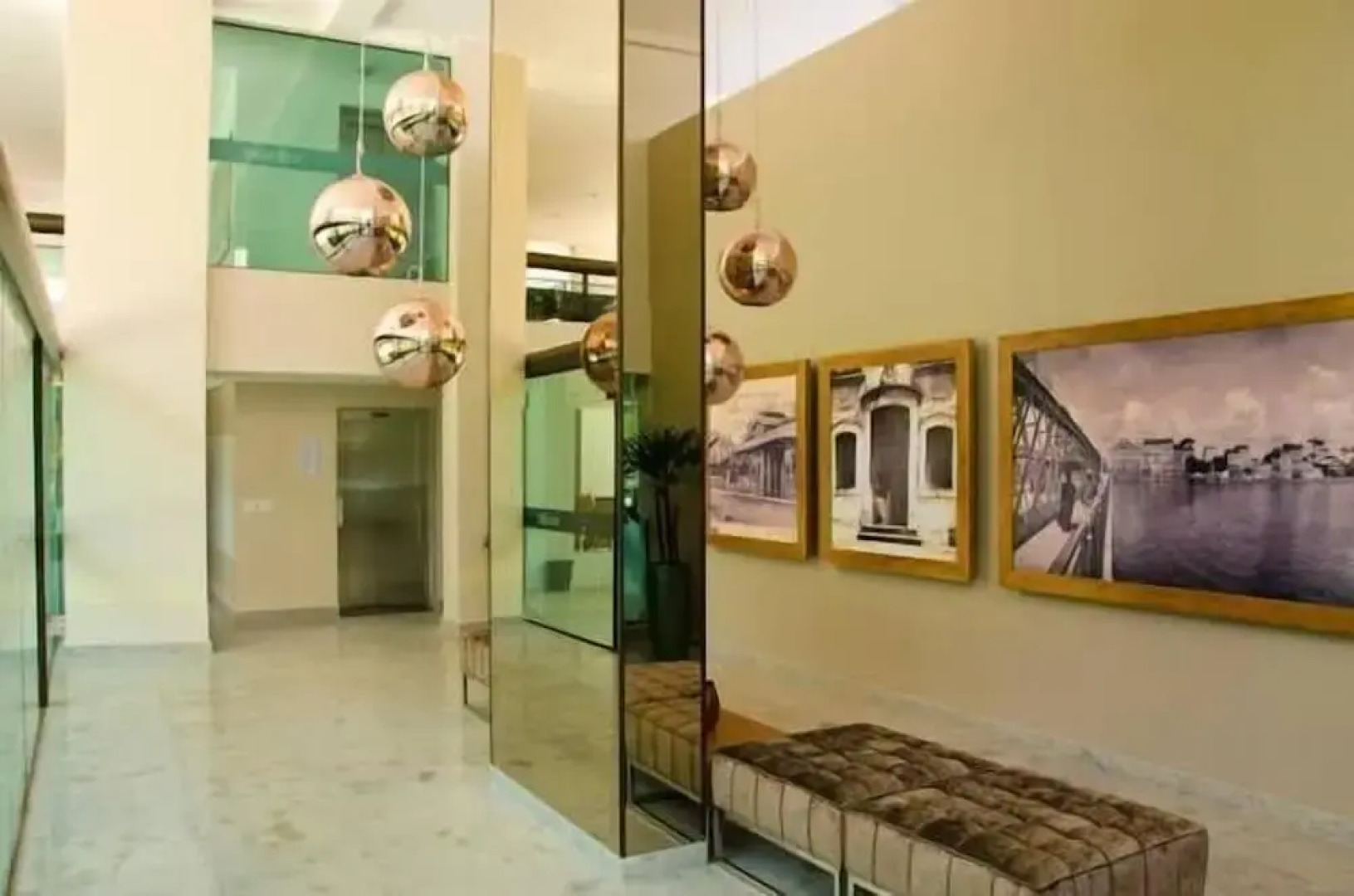 Flat Futuro Prince Premium