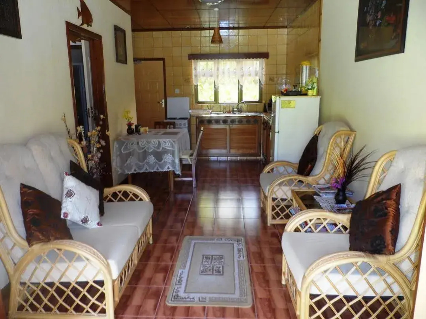 Anse Kerlan Beach Chalets