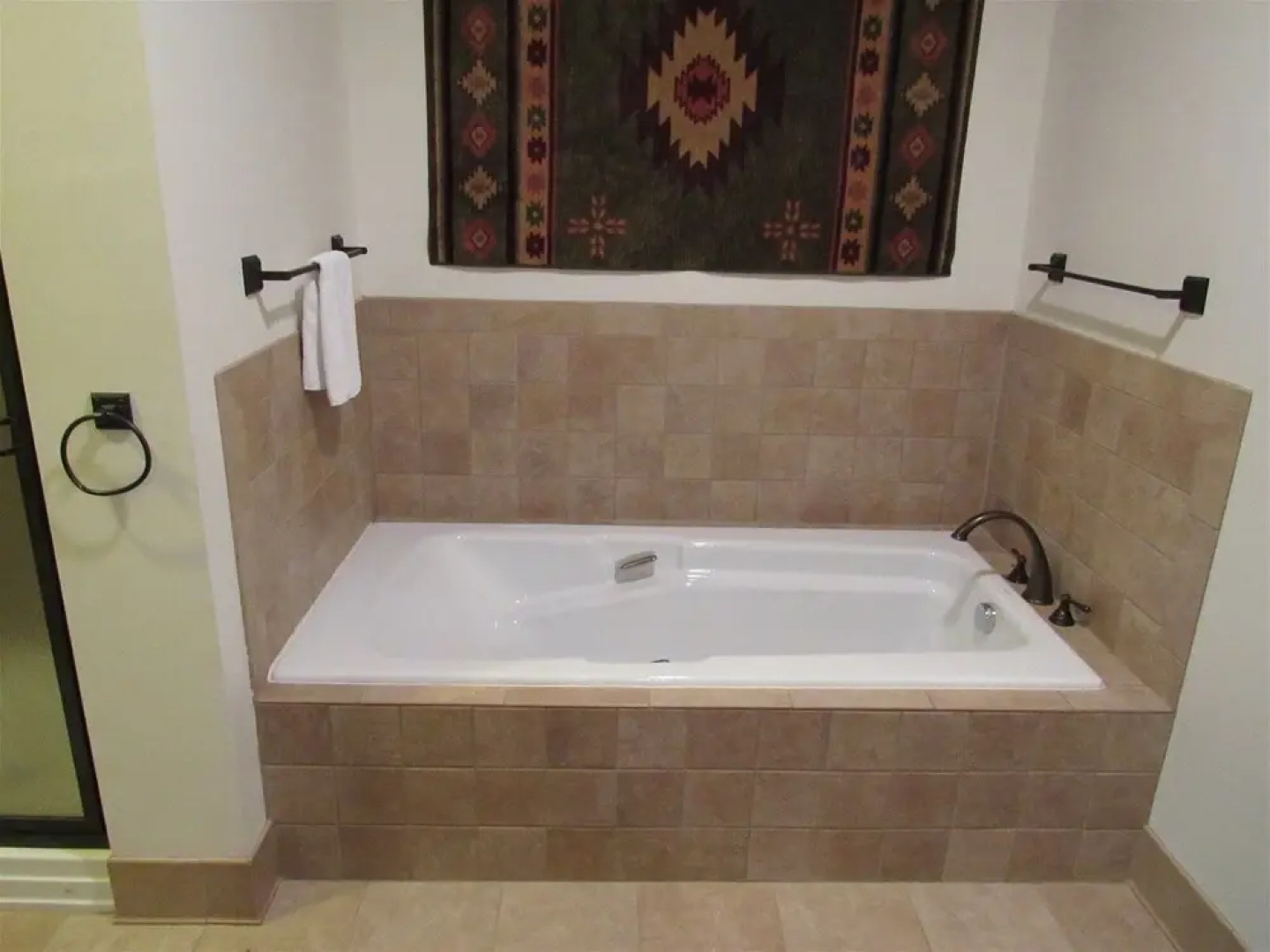 Enjoy Fall Foliage at the Base of South Peak Loon Mountain! - Rs1hl