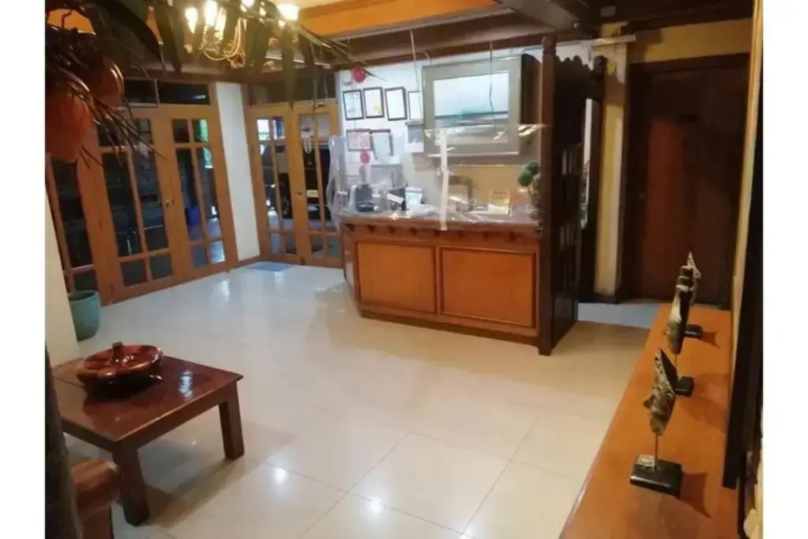 RedDoorz at Casa Marabella Villamonte Bacolod City