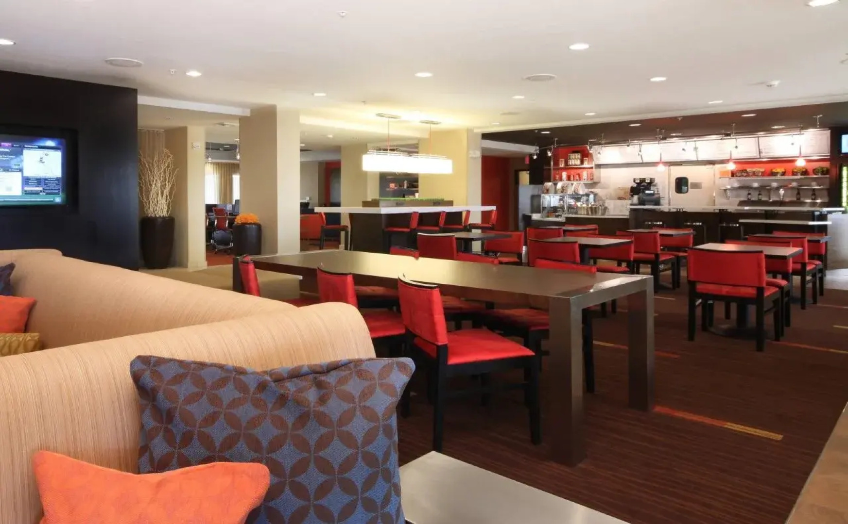 Courtyard by Marriott Salinas Monterey