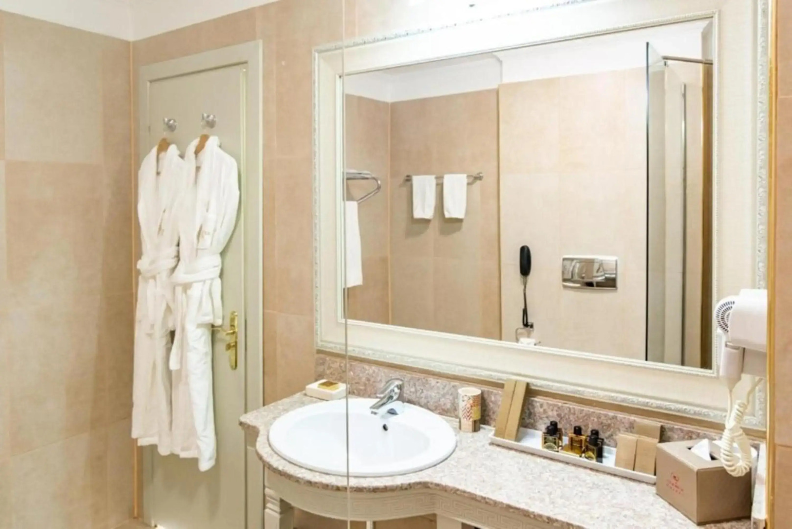 Phoenicia Grand Hotel