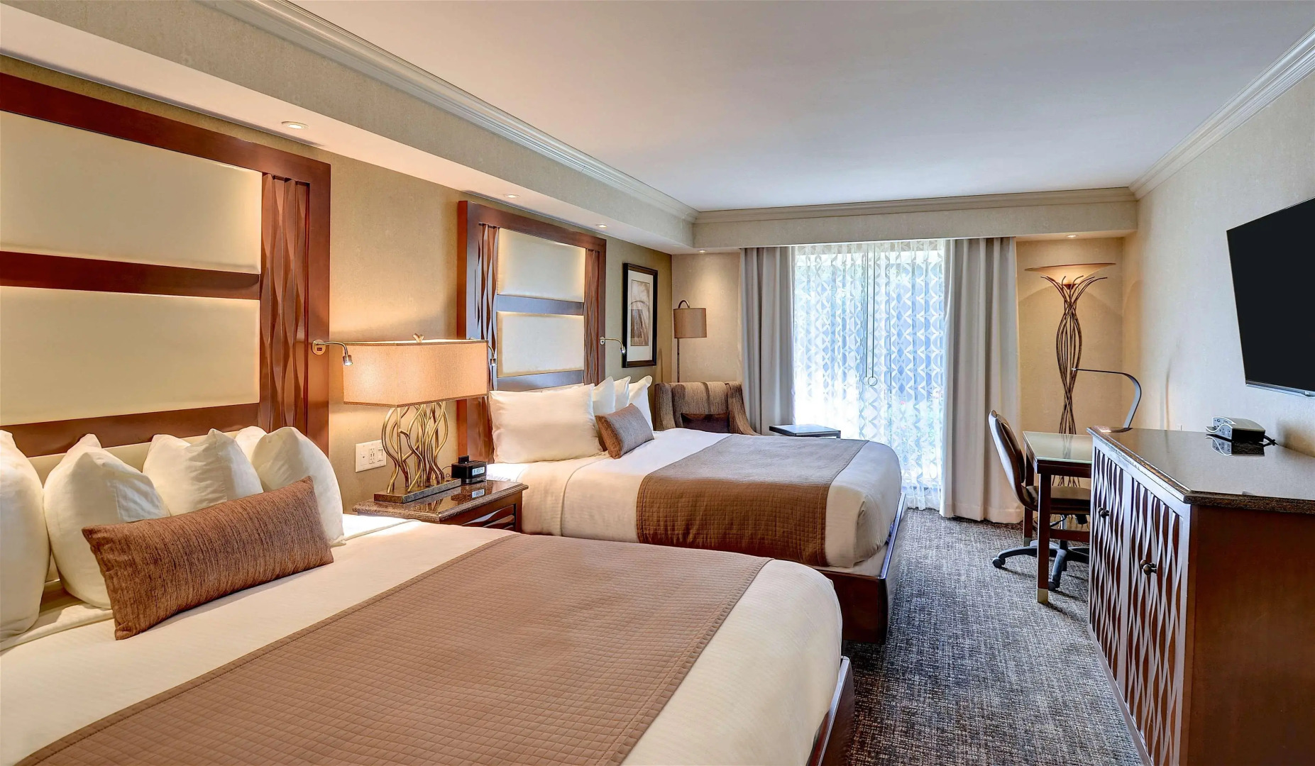 Eden Resort and Suites, BW Premier Collection