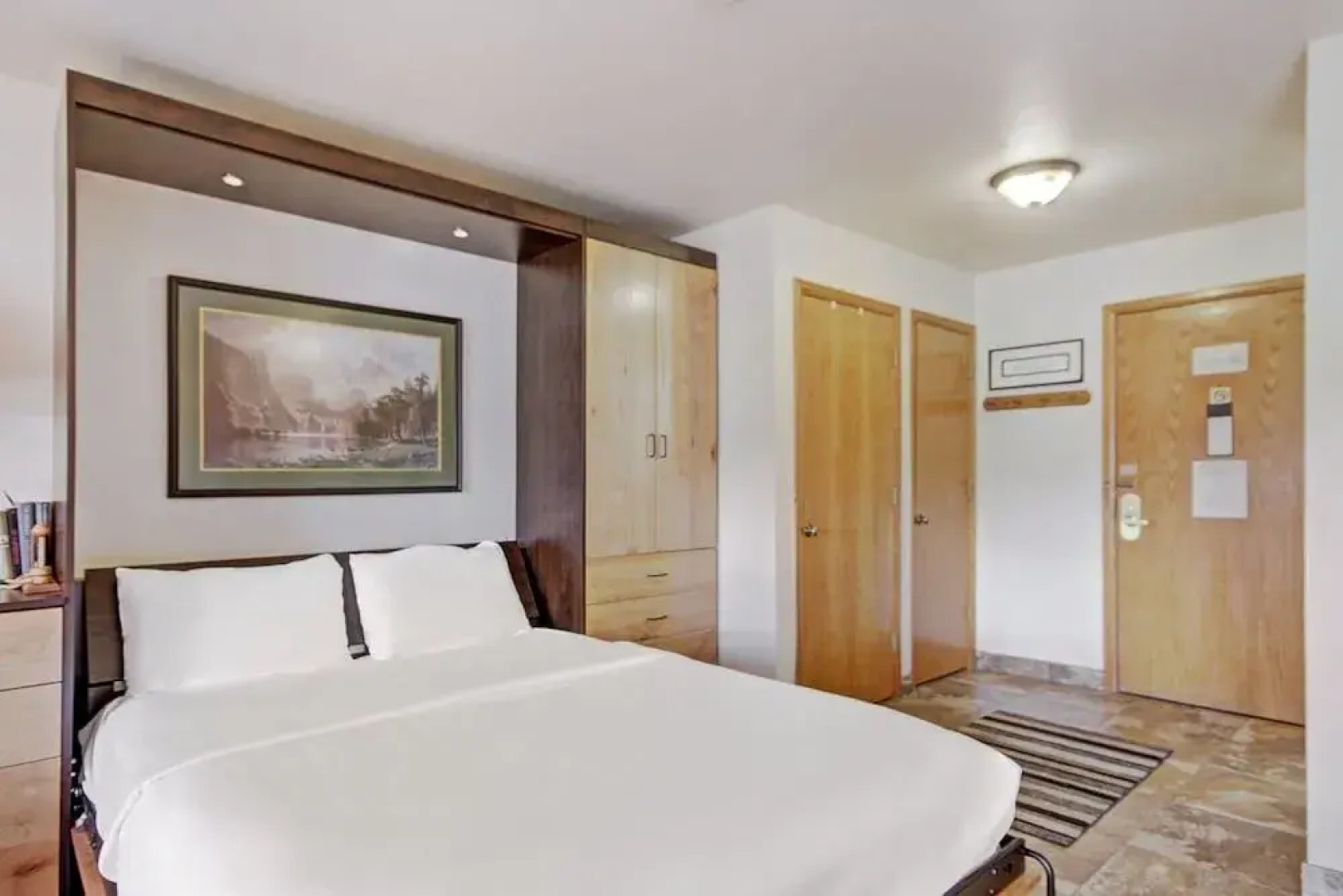 River Mtn Lodge E205