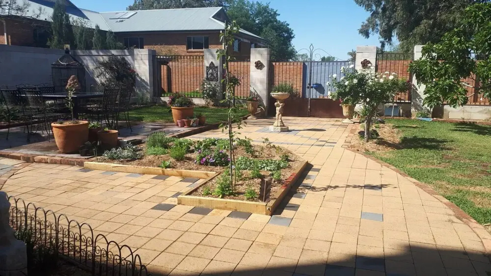 Willowgate Hall Luxury Hosted B&B