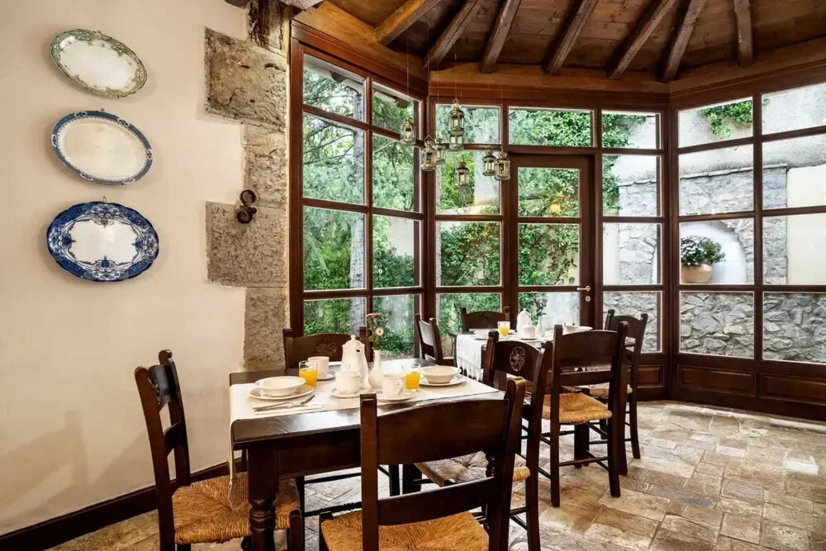 Archontiko Parnassus Dadi