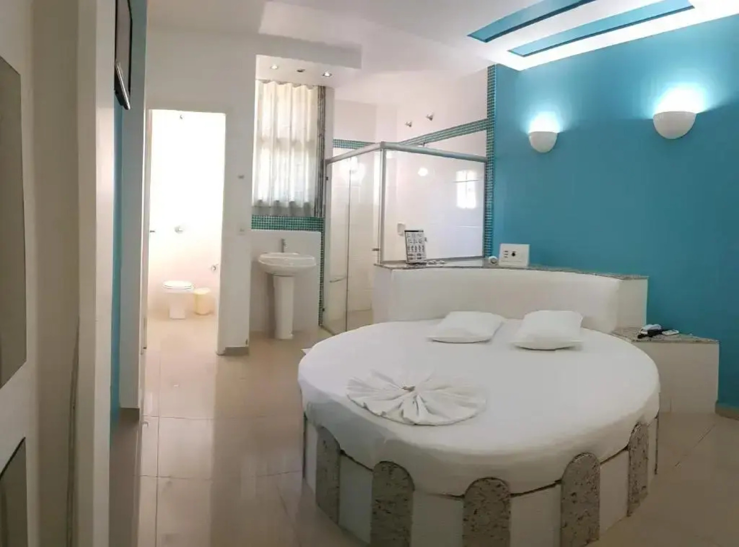 L'acqua Motel Express