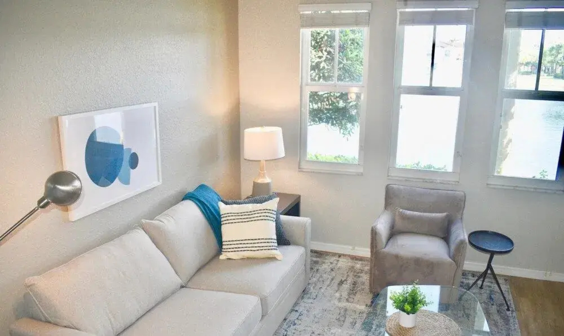 Landing Modern Apartment With Amazing Amenities Id5223