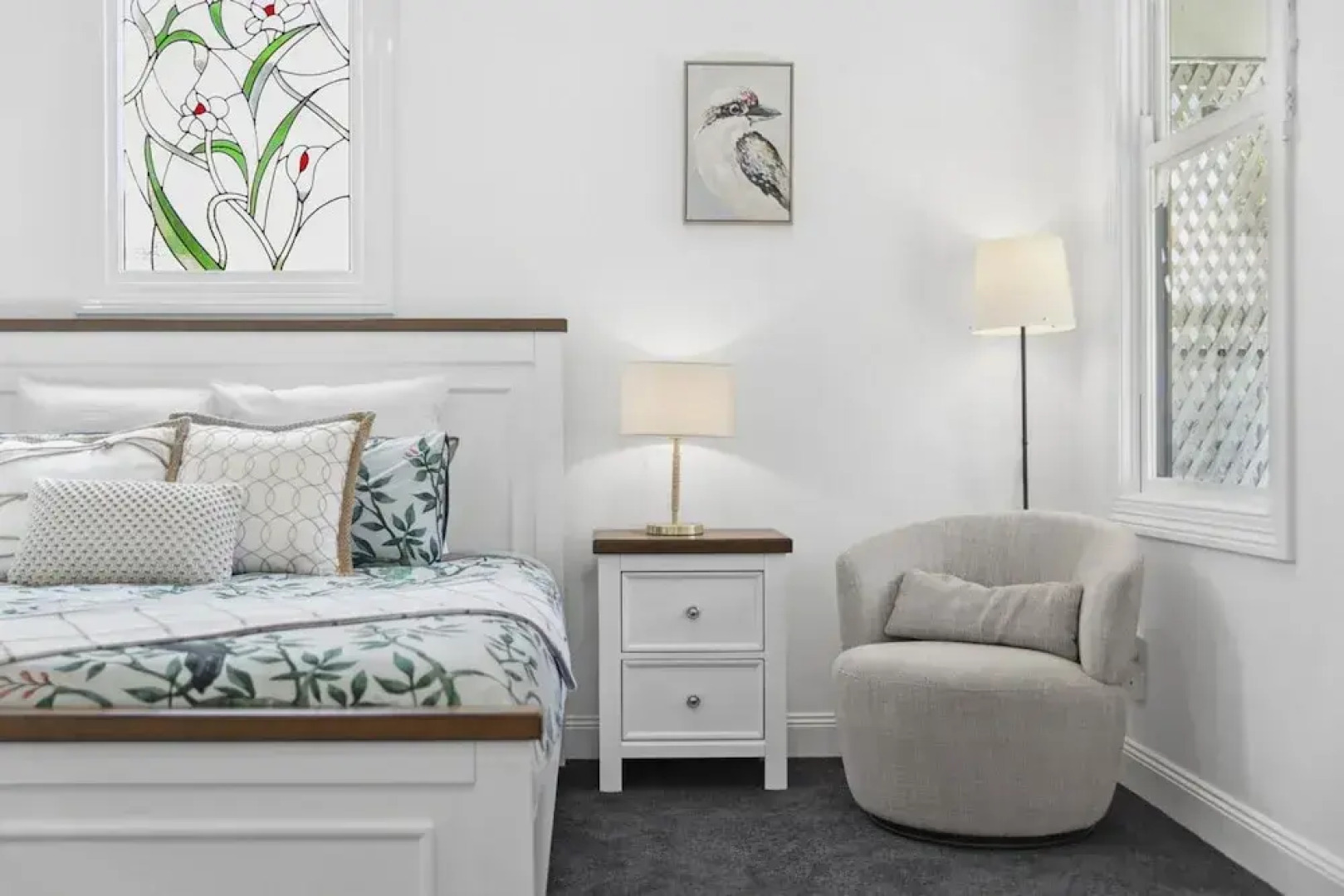 Ye Olde St Leonards Hotel Pet Friendly Sleeps 9