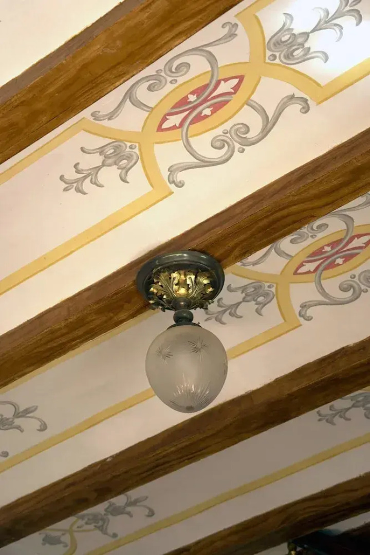 Room-orange Room Your Refuge of Tranqu