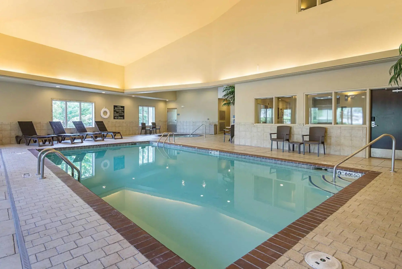 Simmons Suites