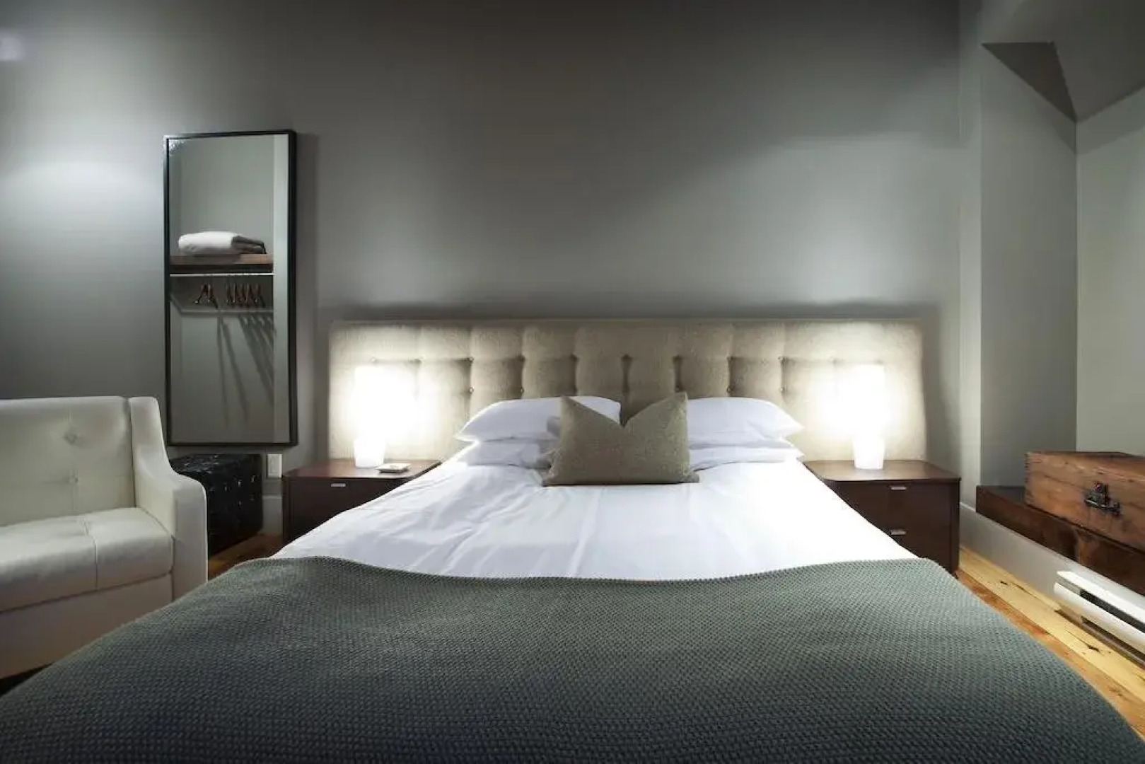 Le Pleasant Hôtel & Café