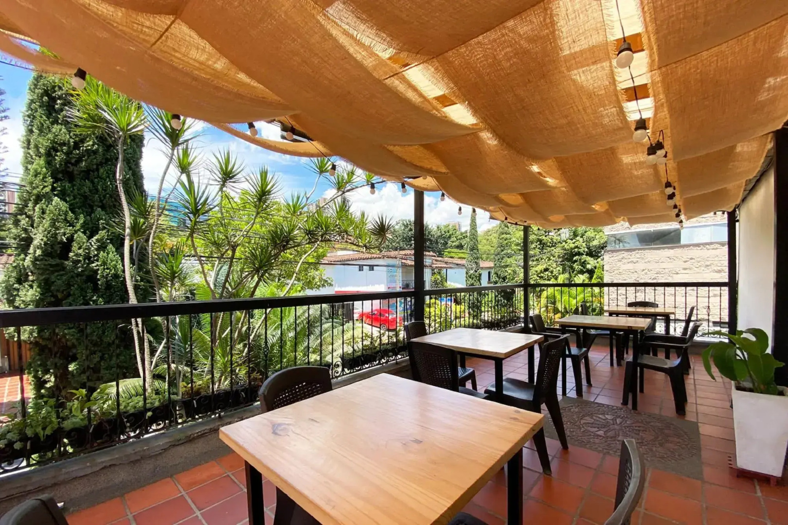 Ayenda 1224 Pixel House