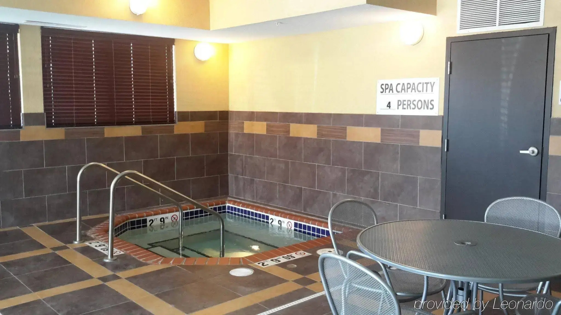 Holiday Inn Express & Suites Rochester – Mayo Clinic Area by IHG