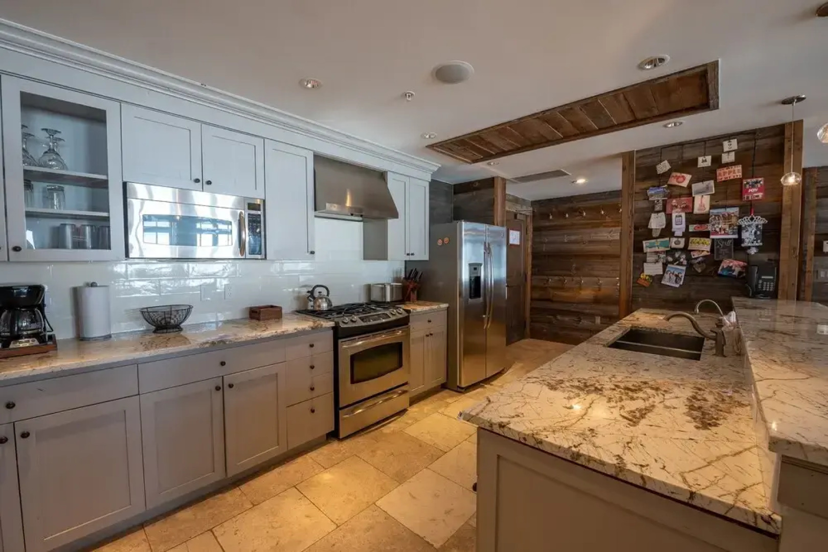 Three Bedroom Mountain Chic 6th Floor Penthouse with Amazing View 3 Condo - No Cleaning Fee! by RedAwning