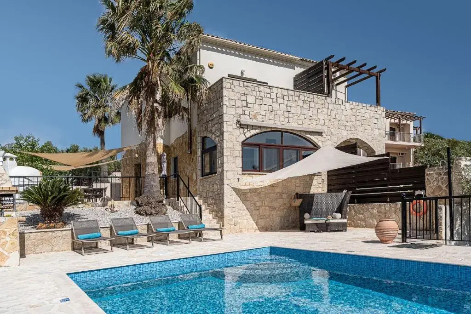 ZENtrum Holidays Crete | Villa Kalypso