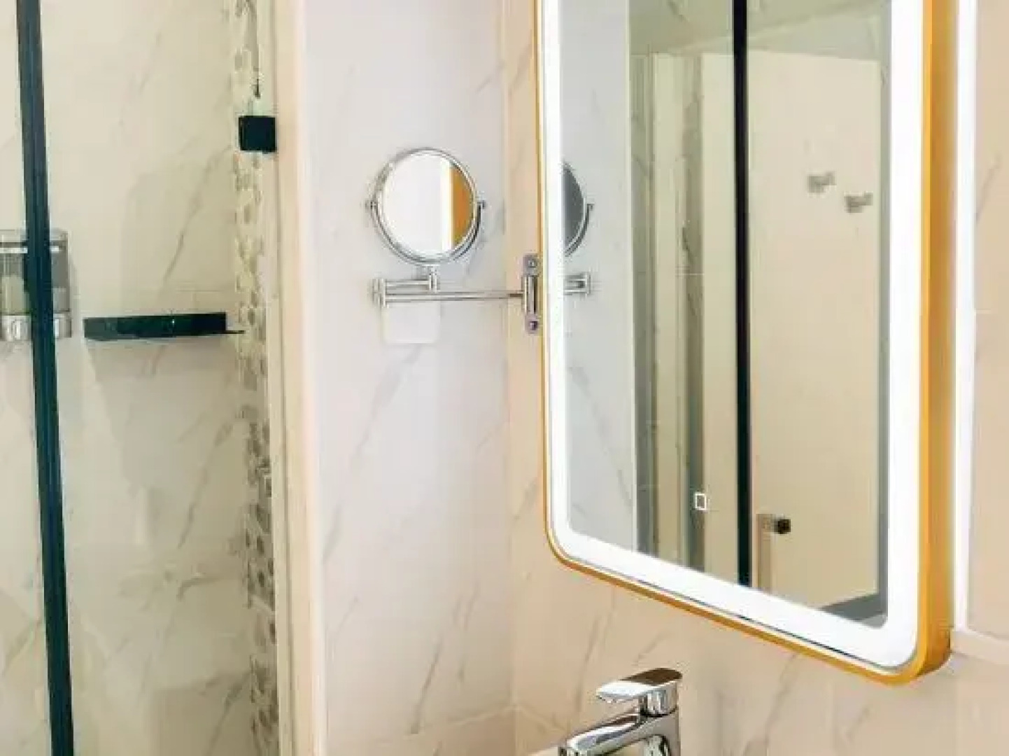 Millennium Plaza Hotel