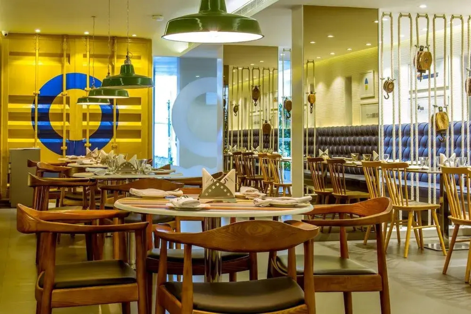 OYO 1447 The Port Hotel