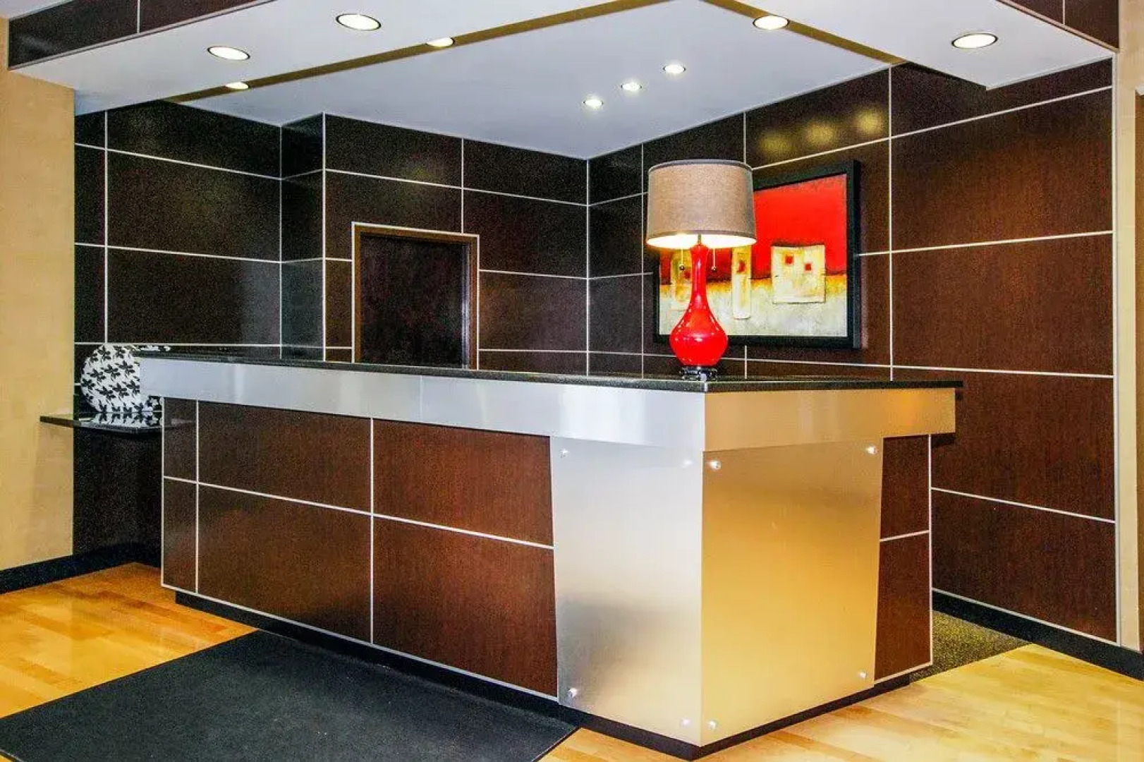 Cambria Suites Akron/Canton Airport