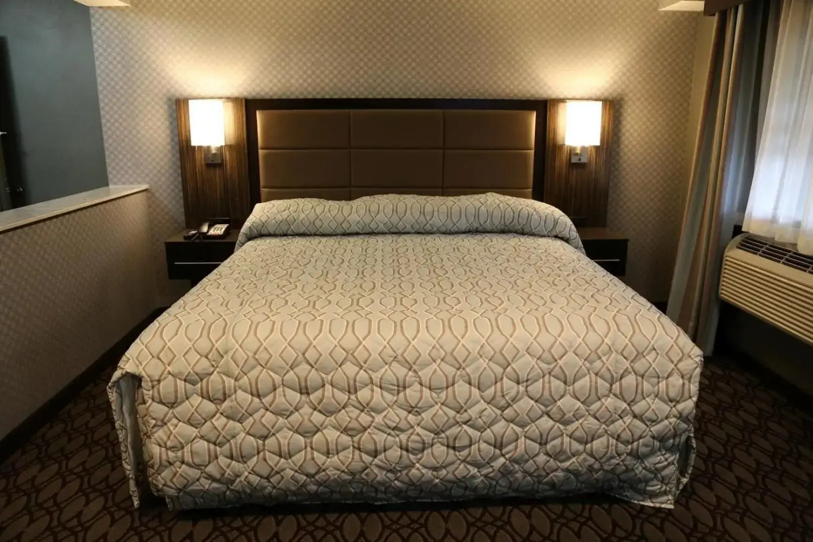 Red Carpet Inn Elmwood Park