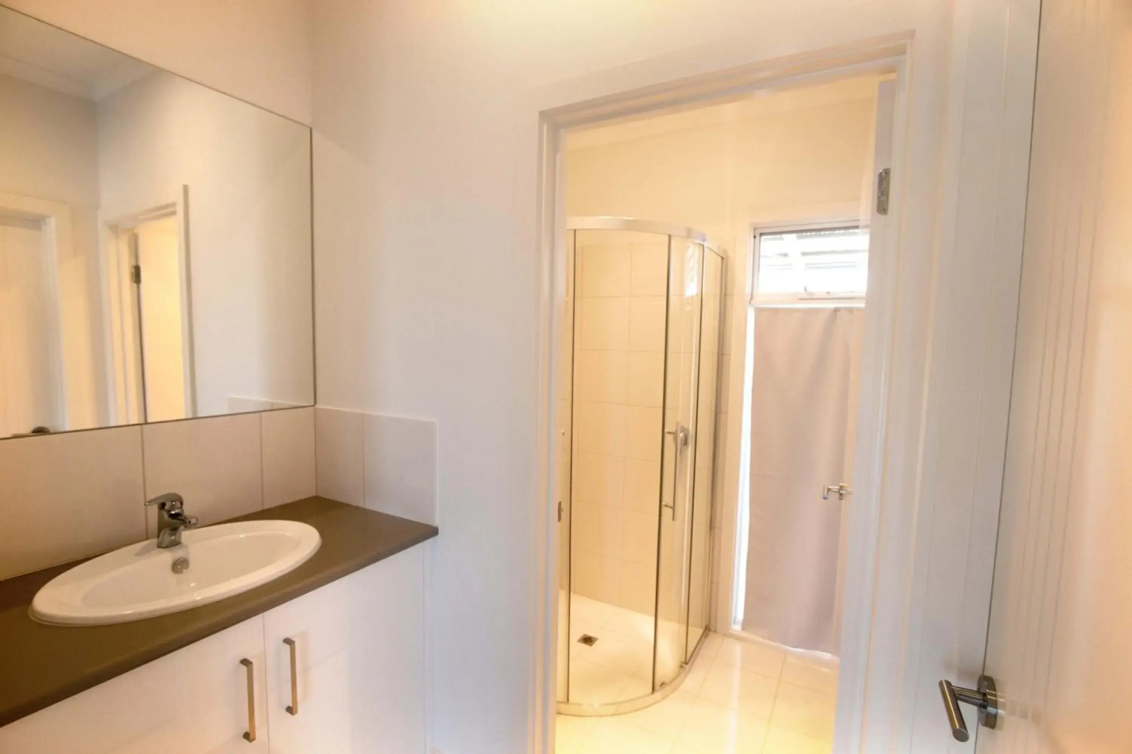 Coorong Island Retreat - Farm Stay at Pet Friendly Property