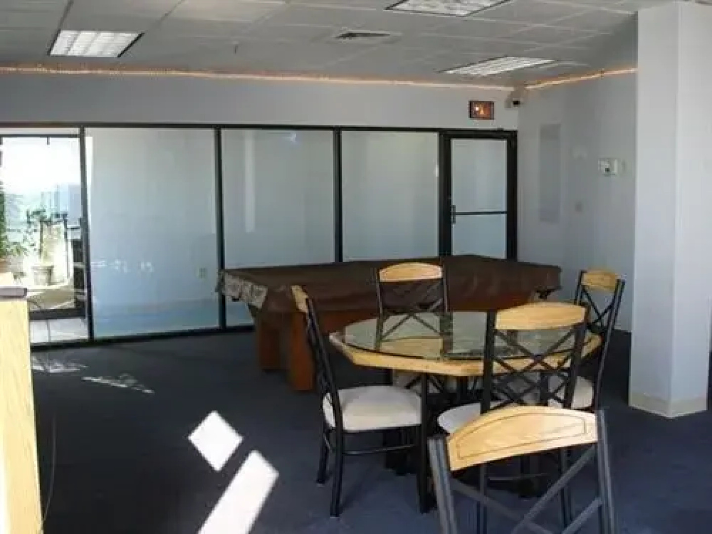 La Renaissance Suites