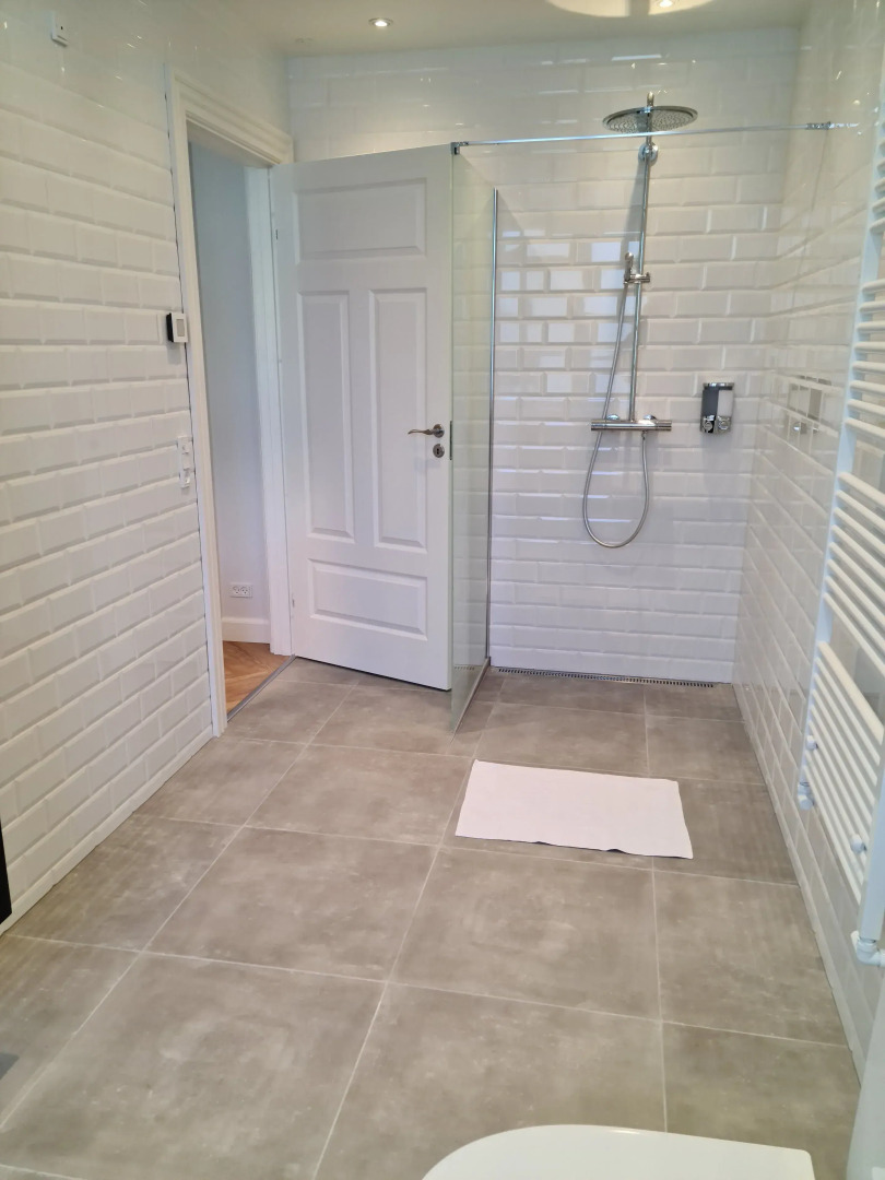 The Old Mill - By the Lake